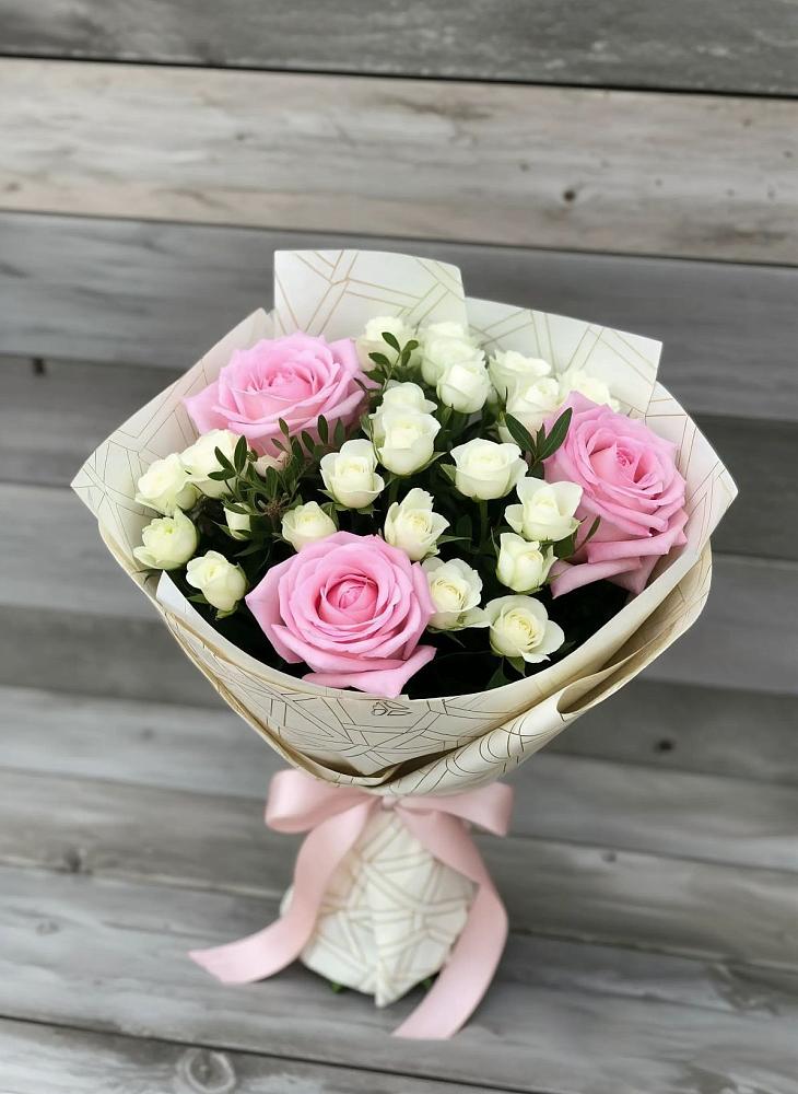 Букет цветов из: Розы в Сагопши
