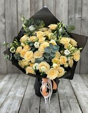 Букет цветов из:  Розы и Лизиантусы #REPLACE_PRED# Сагопши