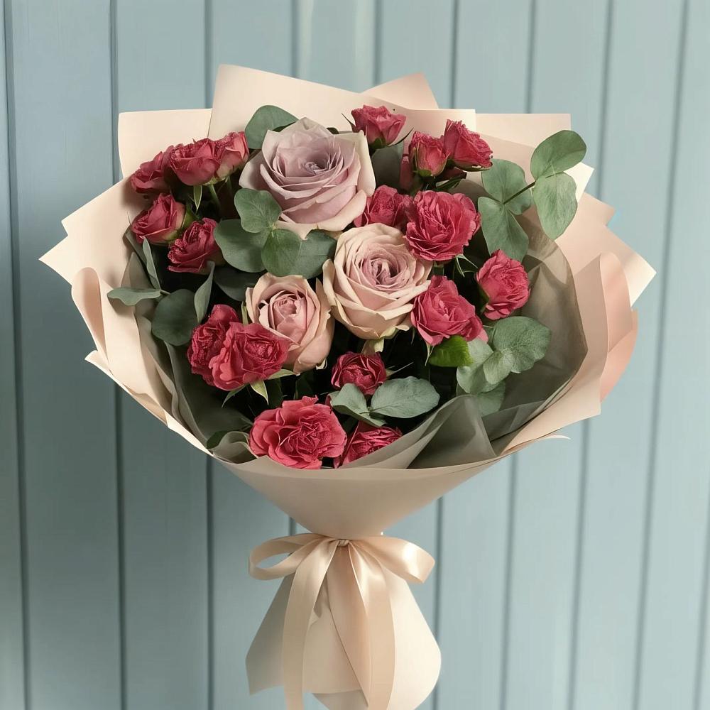 Букет цветов из: Гвоздики и Розы в Сагопши