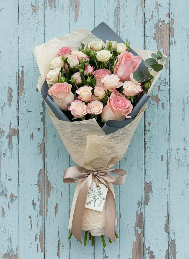 Букет цветов из: Розы в Сагопши