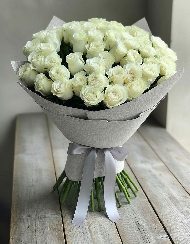Букет 35 Белых роз в Сагопши