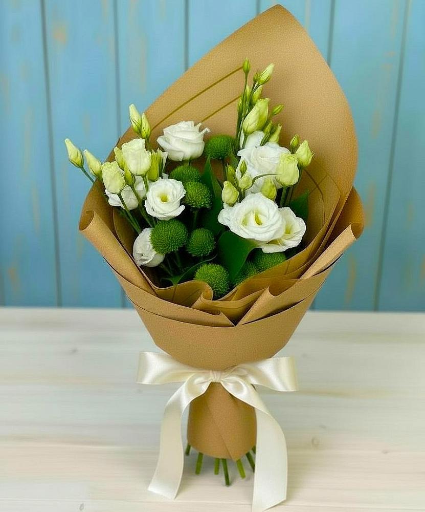 Букет цветов из: Хризантемы и Лизиантусы в Сагопши