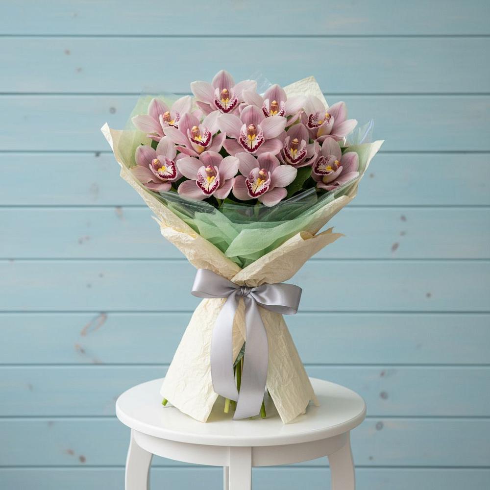 Букет цветов из: Орхидеи и Розы в Сагопши