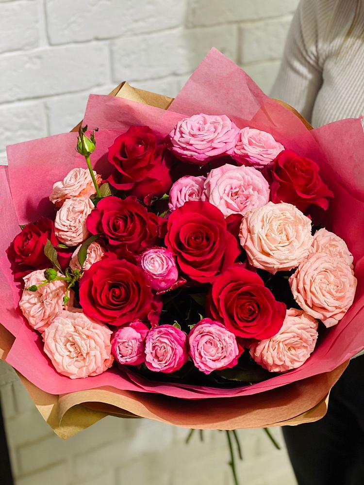 Букет цветов из: Розы в Сагопши