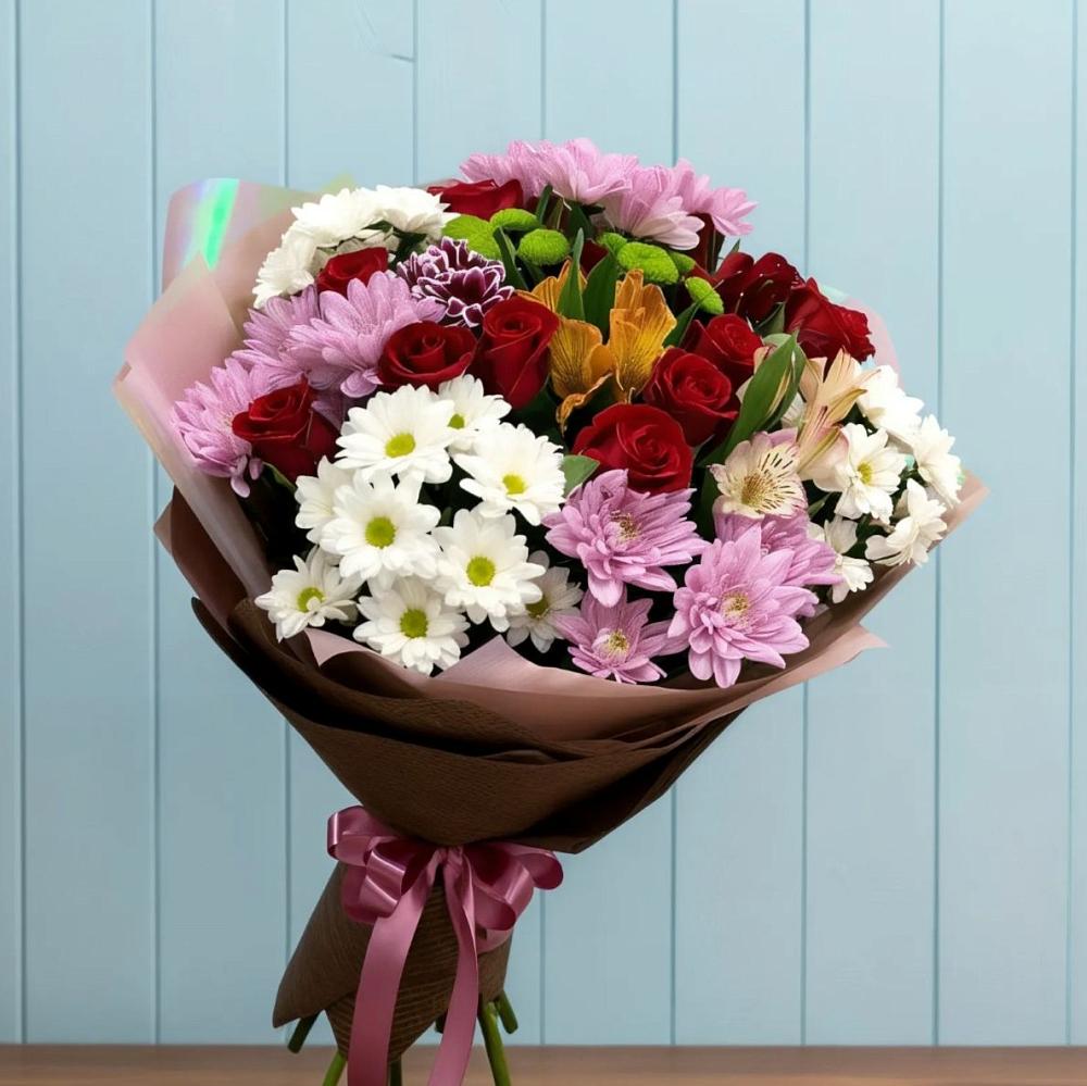 Букет цветов из: Розы, Хризантемы и Альстромерии в Сагопши