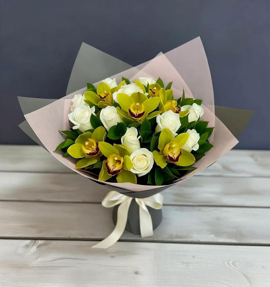 Букет цветов из: Орхидеи и Розы в Сагопши