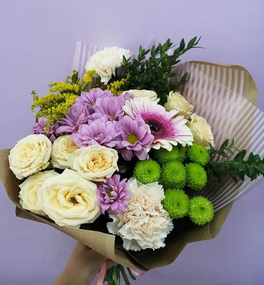 Букет цветов из: Хризантемы, Розы, Гвоздики и Герберы в Сагопши