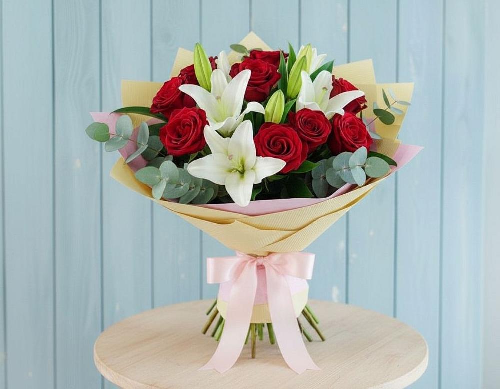 Букет цветов из: Лилии и Розы в Сагопши